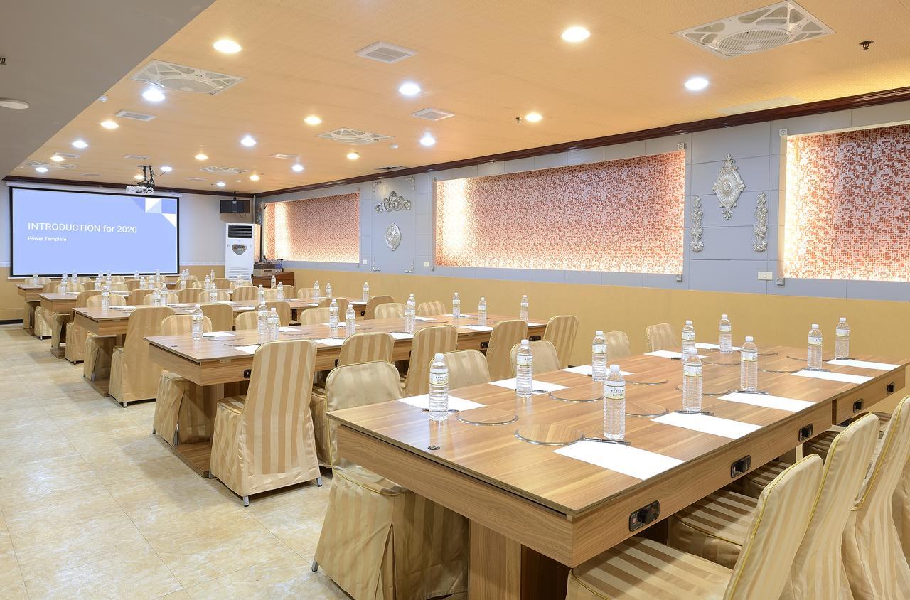 Jinsha Lake Side Hotel Buitenkant foto