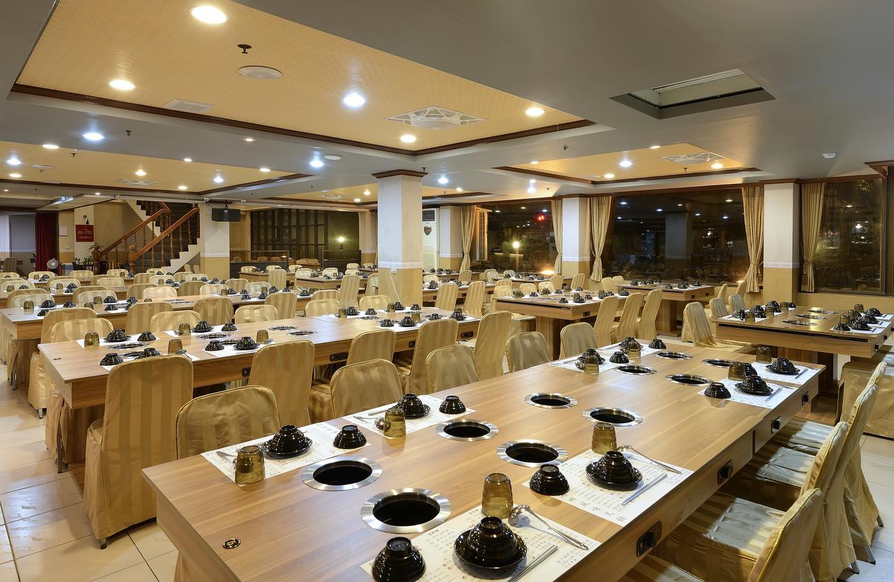 Jinsha Lake Side Hotel Buitenkant foto